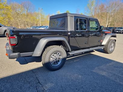New 2026 Jeep Gladiator Mojave w/ Safety Group