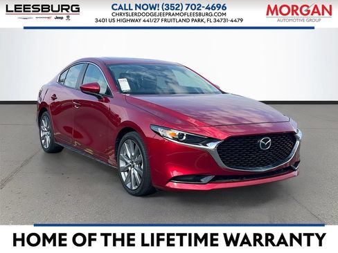 Used 2023 MAZDA MAZDA3 s FWD image 1