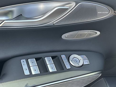 New 2026 Genesis GV70 2.5T Sport Prestige AWD/4WD image 19