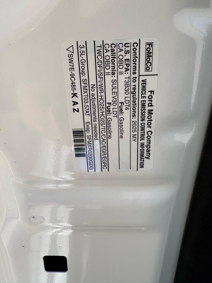 Used 2025 Ford Expedition Active AWD/4WD image 65