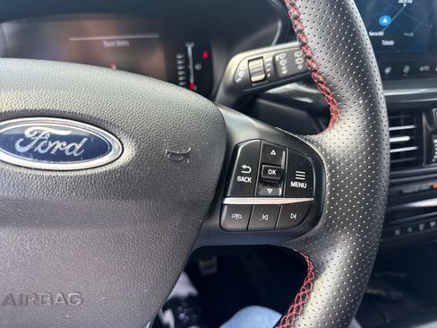 Used 2024 Ford Escape ST-Line w/ Tech Pack #1 AWD/4WD image 44