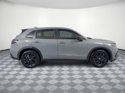 Certified 2025 Honda HR-V Sport image 8