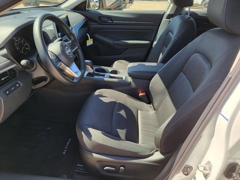New 2026 Nissan Altima 2.5 SV image 16