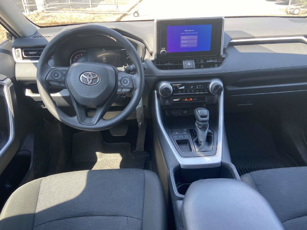 Used 2023 Toyota RAV4 LE FWD image 10