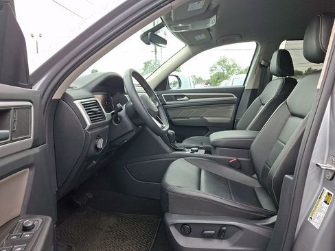 Certified 2023 Volkswagen Atlas SE AWD/4WD image 13