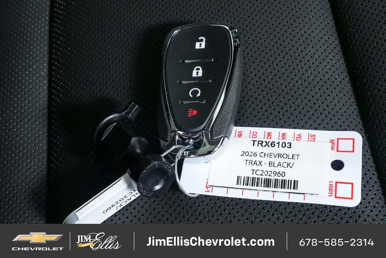 Used 2026 Chevrolet Trax ACTIV w/ Sunroof Package FWD image 37