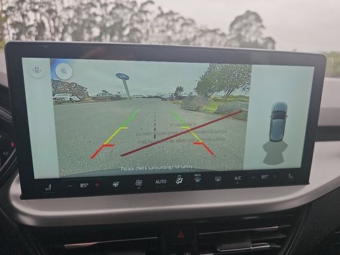 New 2025 Ford Escape SE image 40