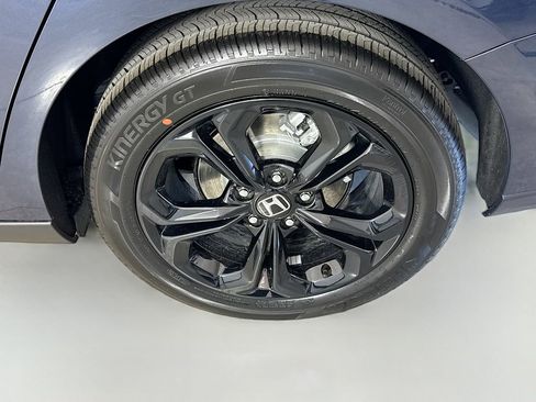 New 2025 Honda Accord SE image 32