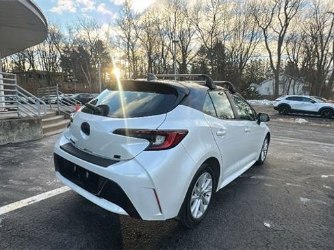 Used 2023 Toyota Corolla SE image 6