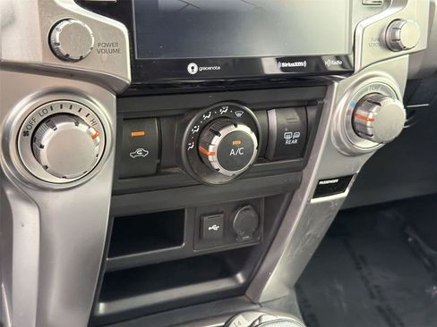Used 2022 Toyota 4Runner TRD Sport w/ Technology Package AWD/4WD image 40