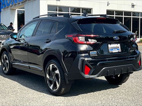 Used 2024 Subaru Crosstrek 2.5i Limited w/ Crosstrek Mirror Package AWD/4WD image 12