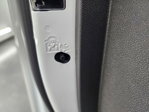 Used 2023 Chevrolet Silverado 2500 LT w/ Z71 Sport Edition image 38