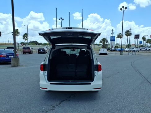 Used 2019 Honda Odyssey EX-L image 27