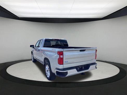 Used 2021 Chevrolet Silverado 1500 Custom AWD/4WD image 6