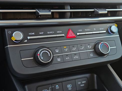 New 2026 Hyundai Tucson SE image 23