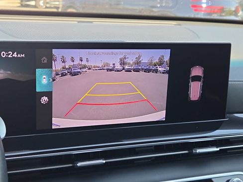 Certified 2025 Genesis GV80 2.5T Standard AWD/4WD image 26