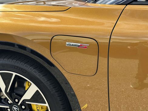 Used 2024 Acura ZDX Type S image 11