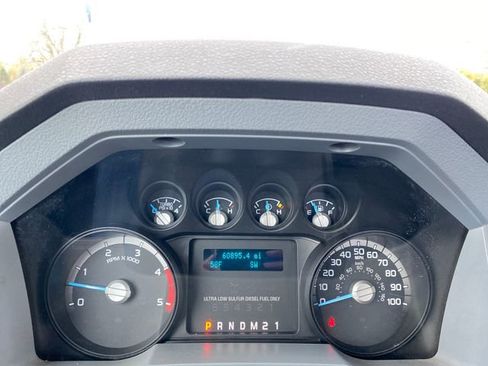 Used 2015 Ford F550 4x4 Regular Cab Super Duty image 21