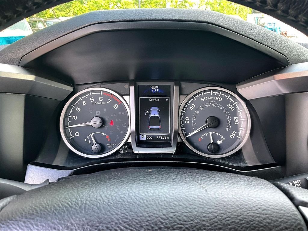 Certified 2021 Toyota Tacoma SR5 AWD/4WD image 25