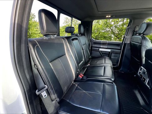 Used 2020 Ford F250 Lariat w/ Tremor Off-Road Package image 28