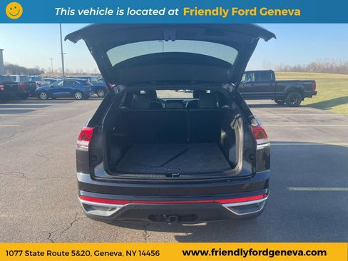 Used 2023 Volkswagen Atlas Cross Sport SEL AWD/4WD image 10