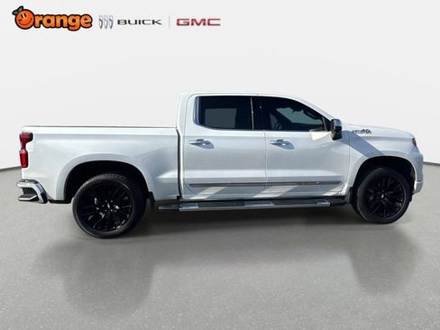 Used 2024 Chevrolet Silverado 1500 High Country AWD/4WD image 2