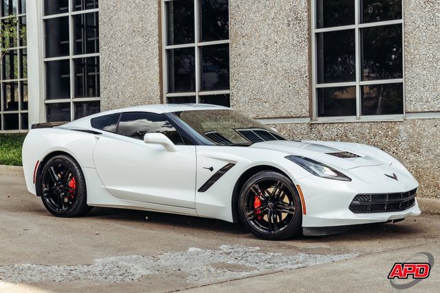 Used 2017 Chevrolet Corvette Stingray Coupe w/ Carbon Flash Badge Package RWD image 36