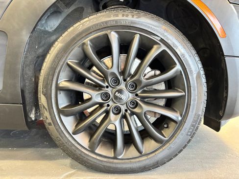 Used 2017 MINI Cooper Clubman S image 41