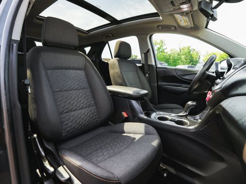 Used 2019 Chevrolet Equinox LT w/ Sun & Navigation Package AWD/4WD image 43