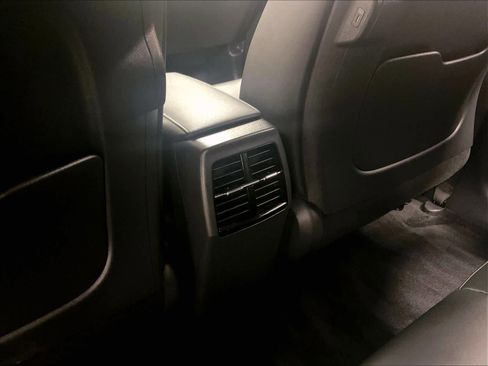 Used 2024 Kia Niro Wind w/ Wind Preserve Package image 28