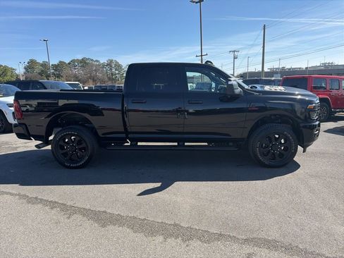 Used 2025 RAM 2500 Laramie w/ Night Edition image 7