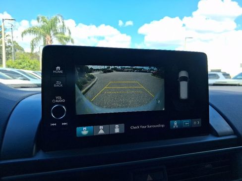 Used 2023 Honda Pilot Touring image 27