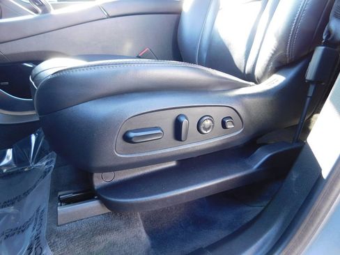 Used 2020 Buick Enclave Avenir w/ Avenir Technology Package image 21