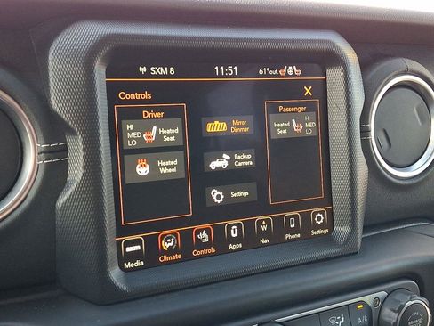 Used 2023 Jeep Wrangler Sahara w/ Cold Weather Group image 17