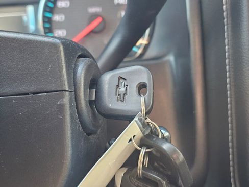 Used 2018 Chevrolet Silverado 3500 LTZ AWD/4WD image 42