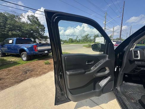 Used 2026 Nissan Frontier SV w/ All-Weather Content Package AWD/4WD image 26