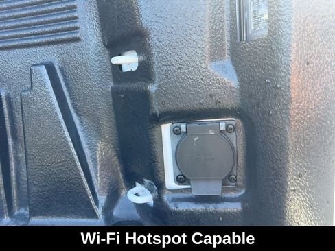 Used 2025 GMC Sierra 1500 SLT image 33