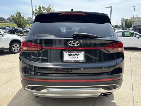 Used 2023 Hyundai Santa Fe SEL w/ Premium Package FWD image 8