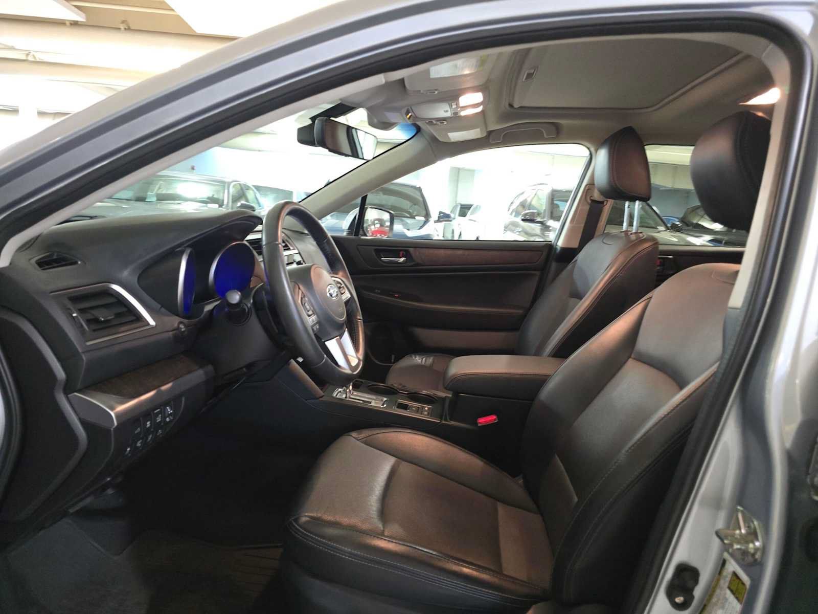 Used 2017 Subaru Outback 3.6R Limited AWD/4WD image 22