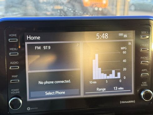 Used 2020 Toyota C-HR XLE image 27