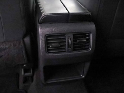 Used 2023 Nissan Rogue S AWD/4WD image 39