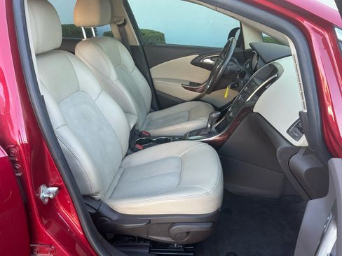 Used 2015 Buick Verano FWD image 18
