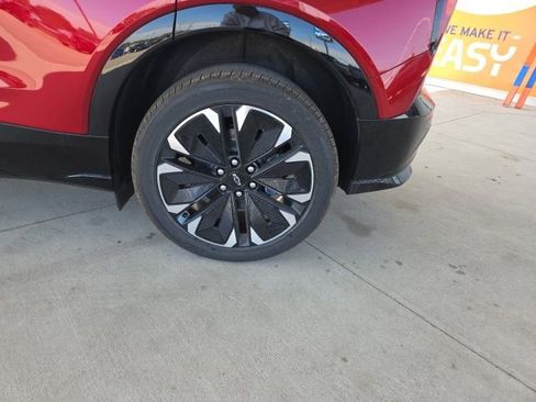 New 2026 Chevrolet Blazer EV RS image 12