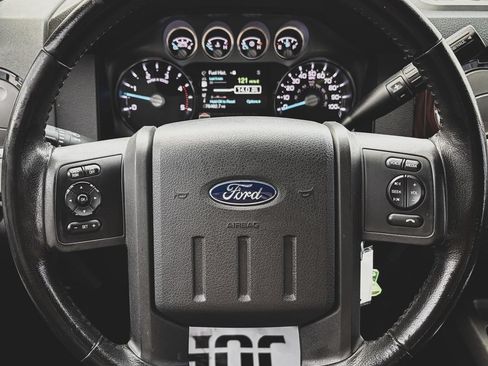 Used 2011 Ford F250 Lariat w/ Lariat Ultimate Pkg AWD/4WD image 11