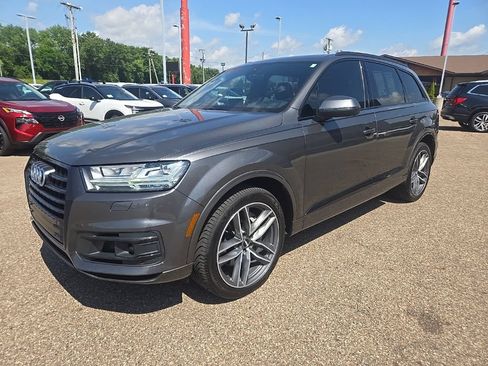 Used 2018 Audi Q7 3.0T Prestige AWD/4WD image 3