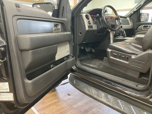 Used 2014 Ford F150 Raptor w/ Equipment Group 801A Luxury AWD/4WD image 12