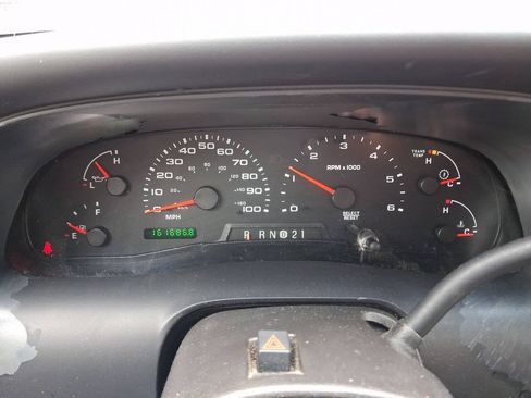 Used 2005 Ford Excursion XLT AWD/4WD image 31