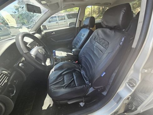 Used 2001 Volkswagen Passat GLS FWD image 13