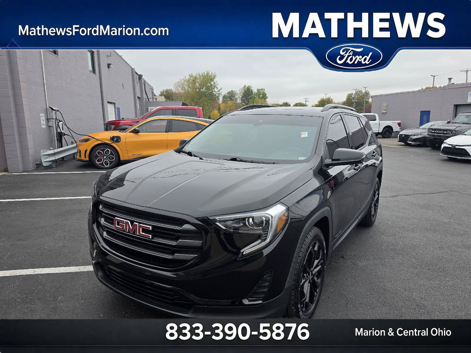 Used 2020 GMC Terrain SLE w/ Driver Convenience Package FWD image 1