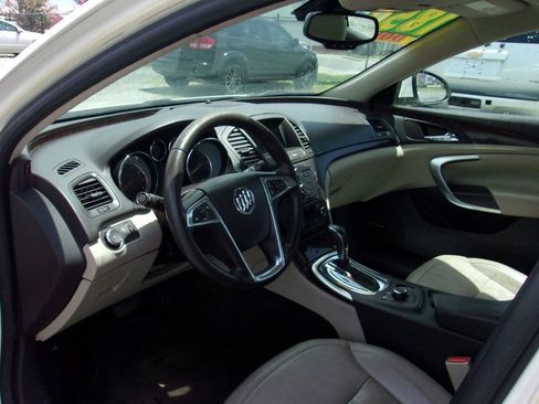 Used 2012 Buick Regal Premium FWD image 12